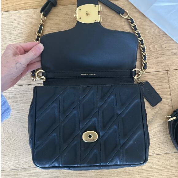 Coach - Times Square Tabby Quilted Shoulder Bag in Black - Picture 3 of 8